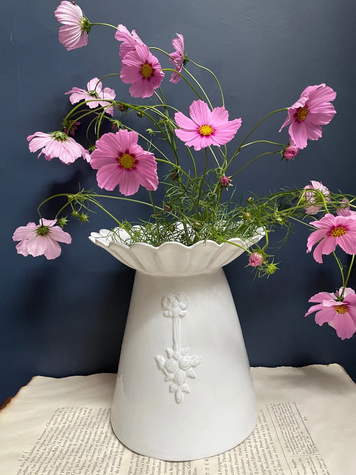 Astier de Villatte Marguerite Vase