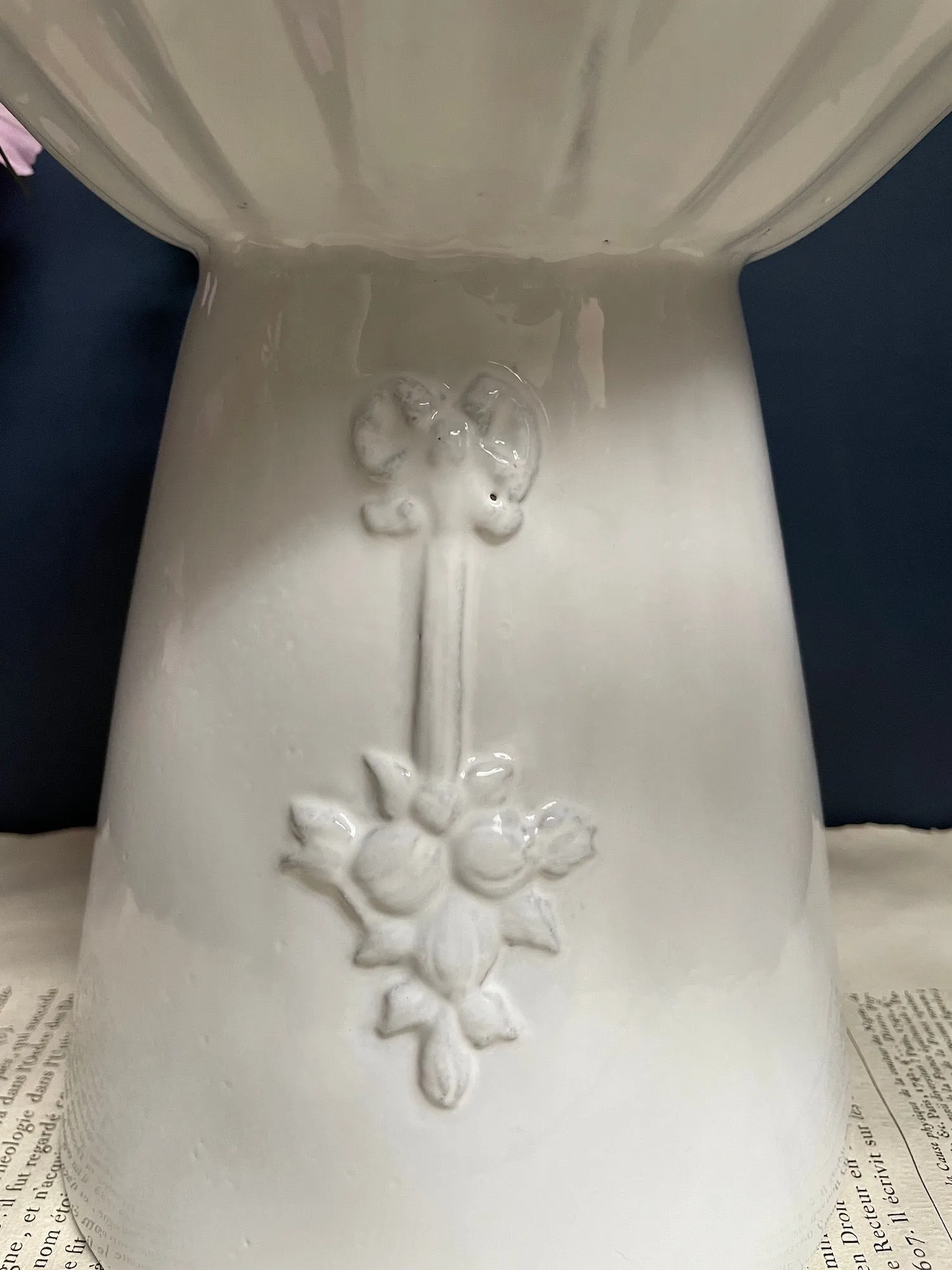 Astier de Villatte Marguerite Vase