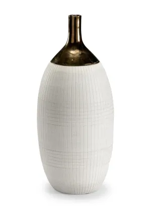 Blanco Potter's Vase