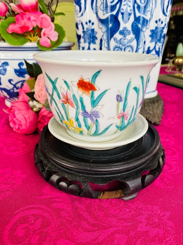 Chinoiserie Planter with Underplate, Colorful Floral Detail