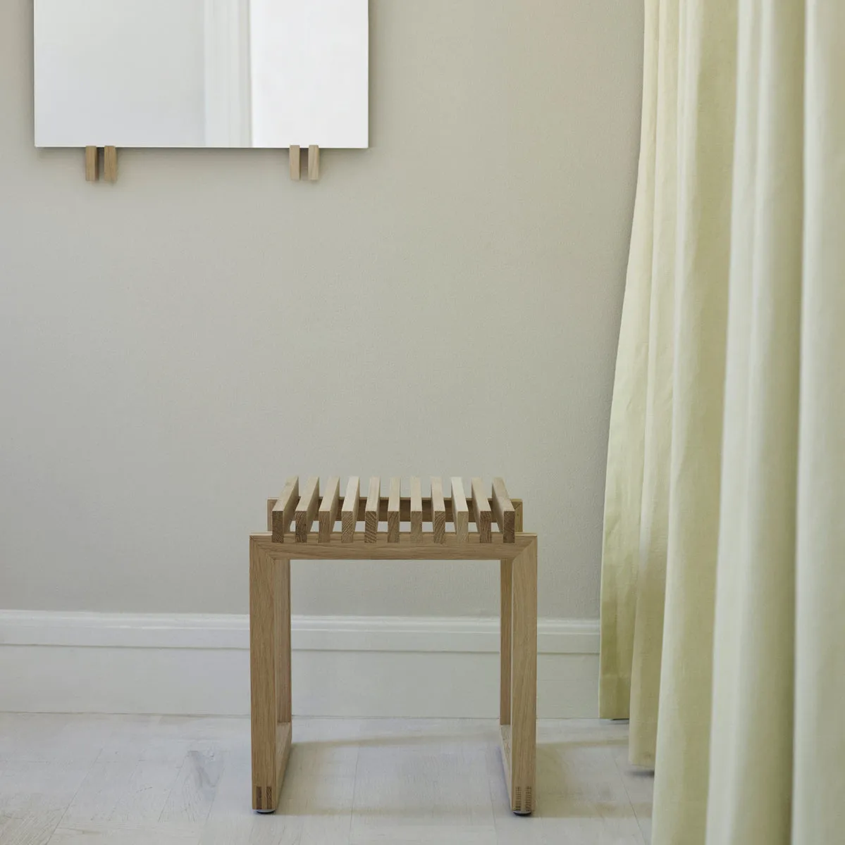 Cutter Mirror