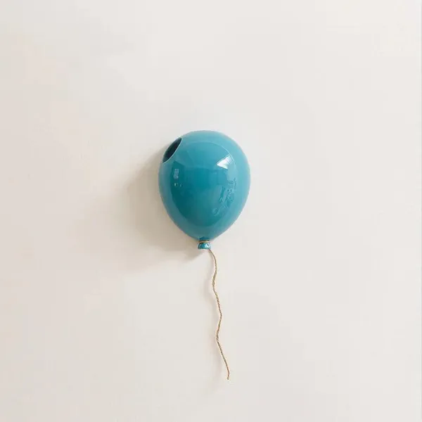 Hanging Balloon Vase