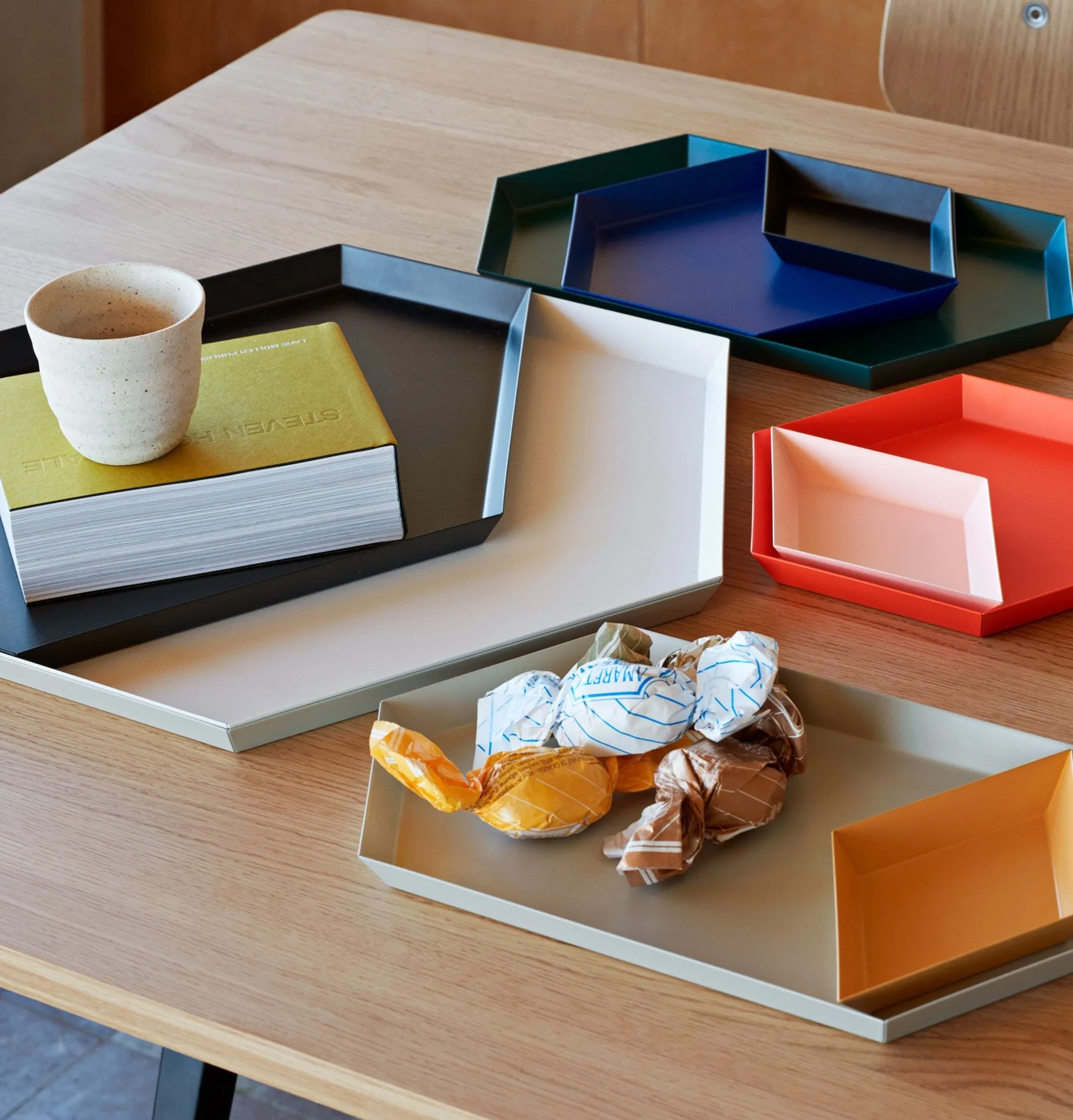 HAY Kaleido Tray - Grey L