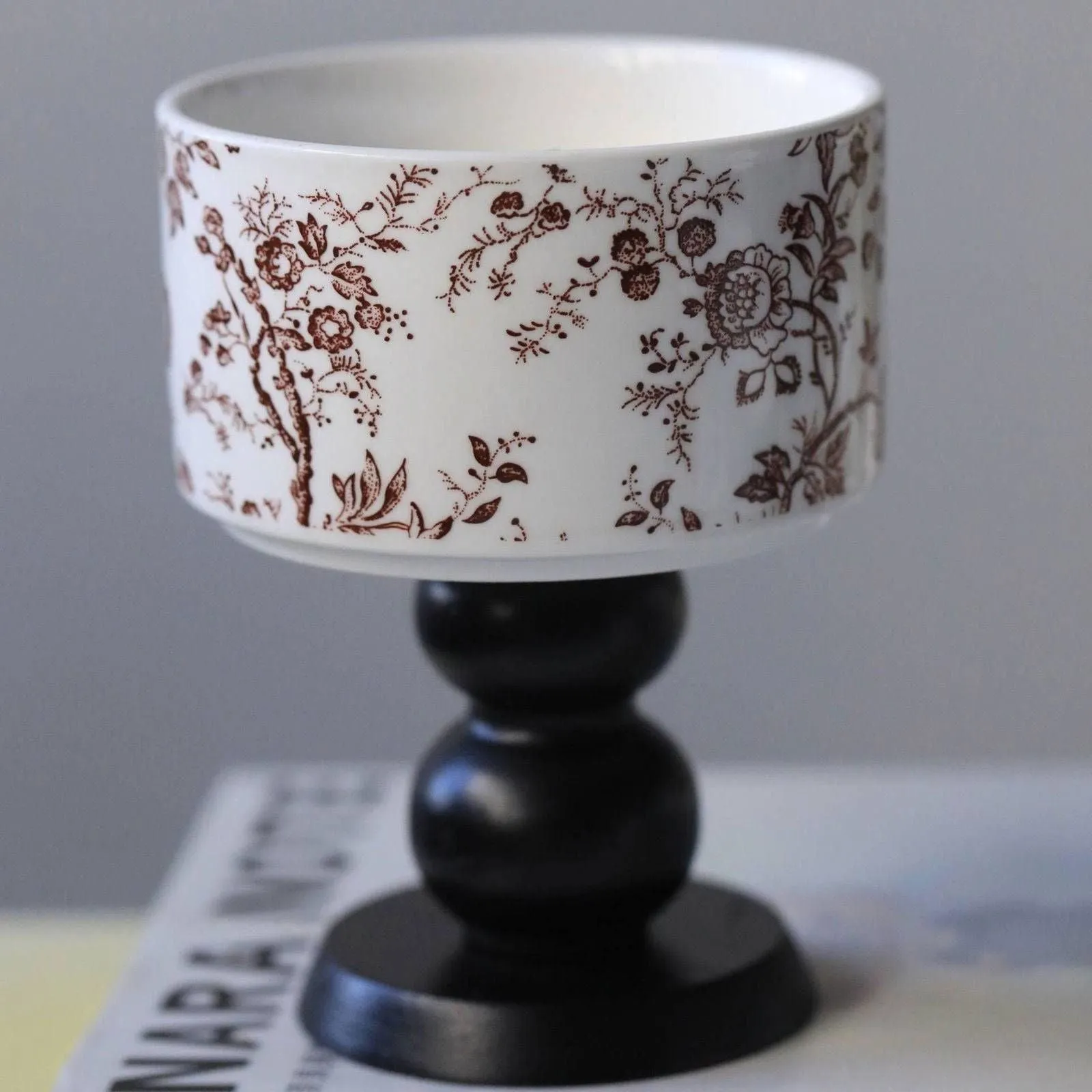 Heritage Bloom Aromatherapy Candles: Handcrafted, Aromatic