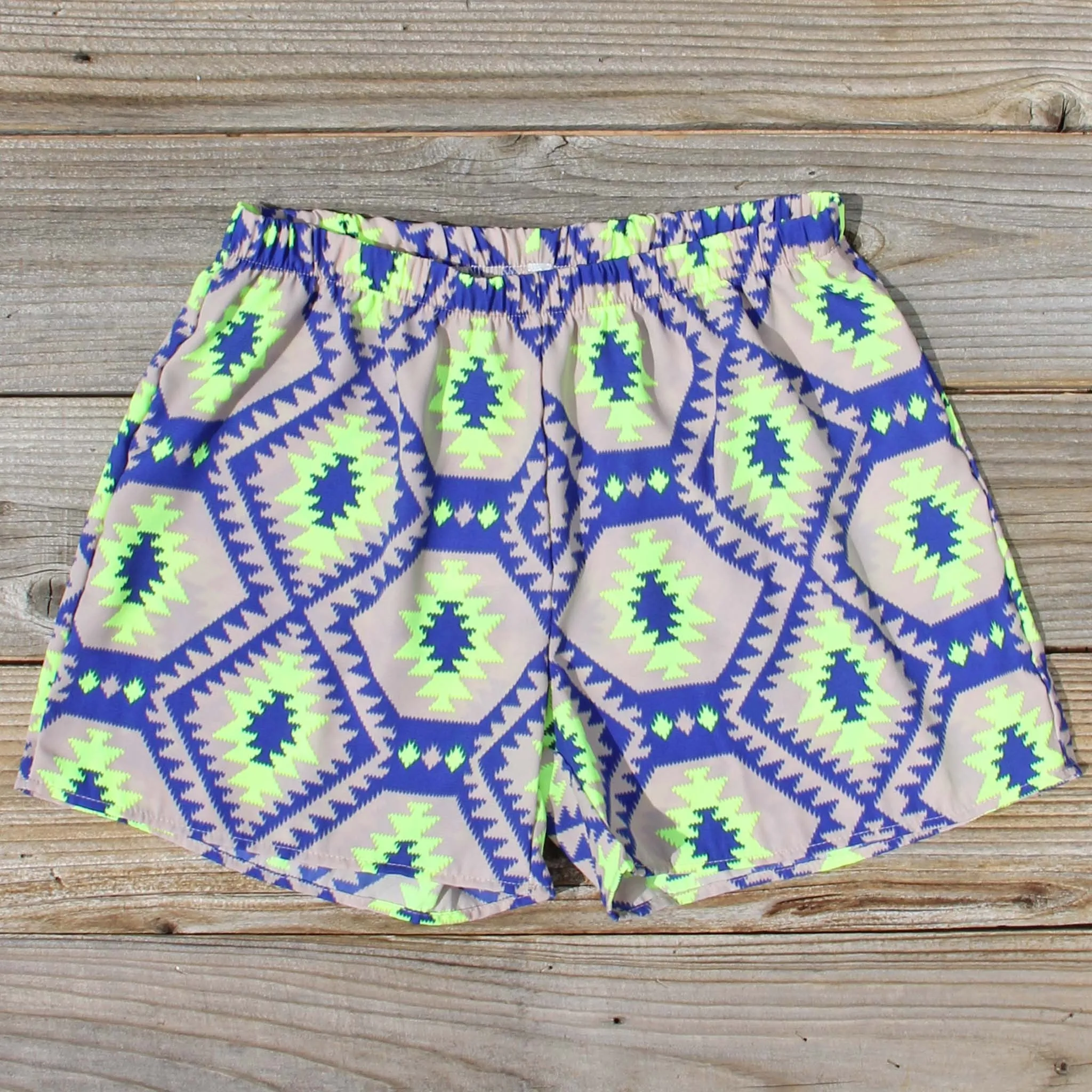 Smoke & Mirrors Shorts in Lime