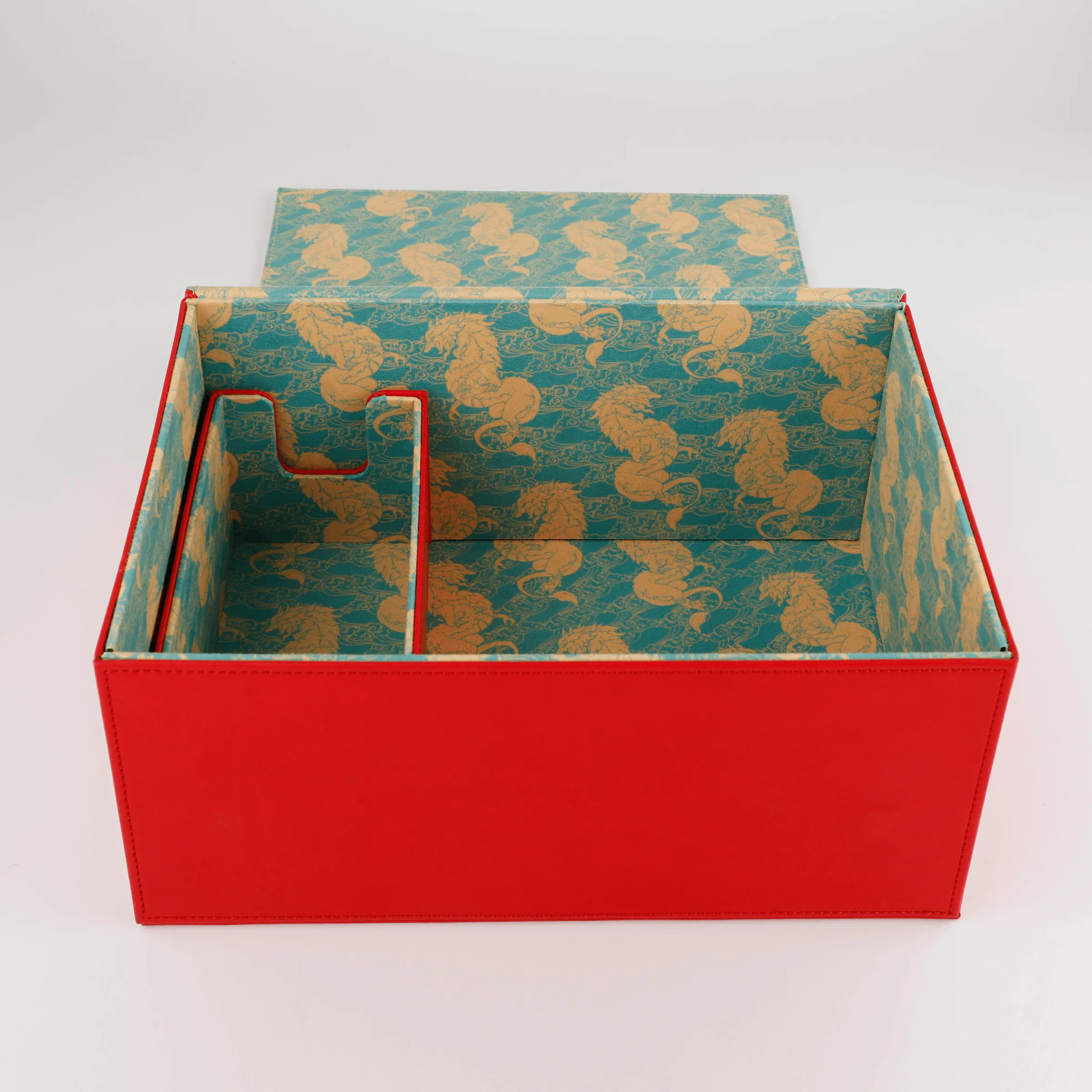Year of the Dragon Trei Storage Case