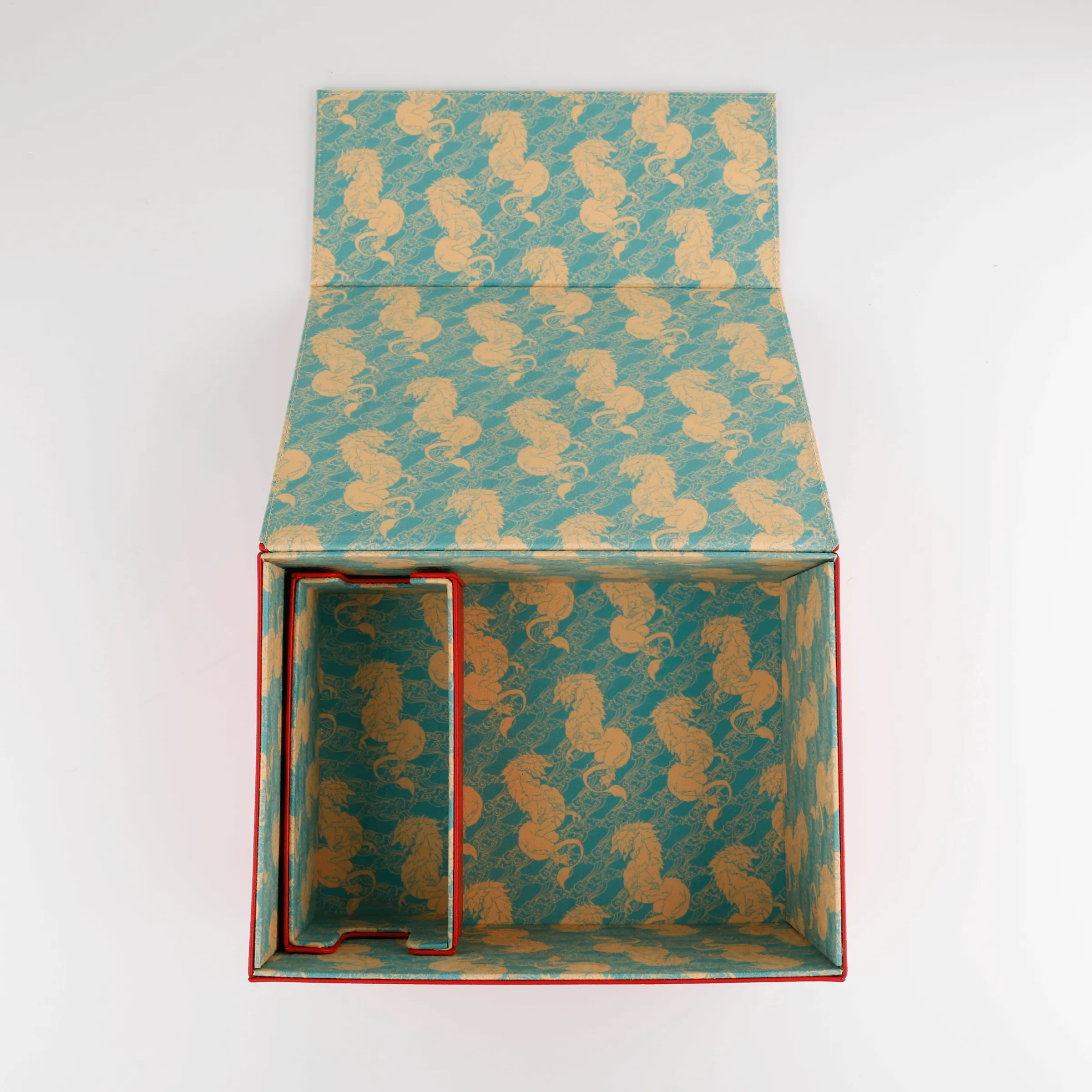 Year of the Dragon Trei Storage Case